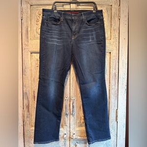 NWOT Lucky Brand Sweet Mid Rise Straight /Twighlight Blue 18,34R, 29” /  inseam